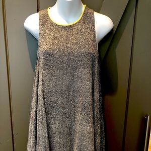 Printed dress with yellow collar detail